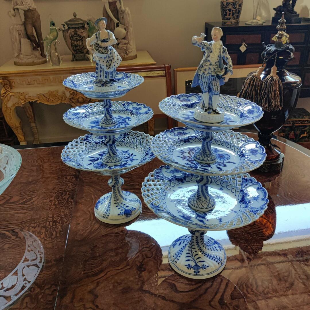 Pair of Antique Blue Onion 3-Tiered Tazza Table Centerpieces - 19th Century