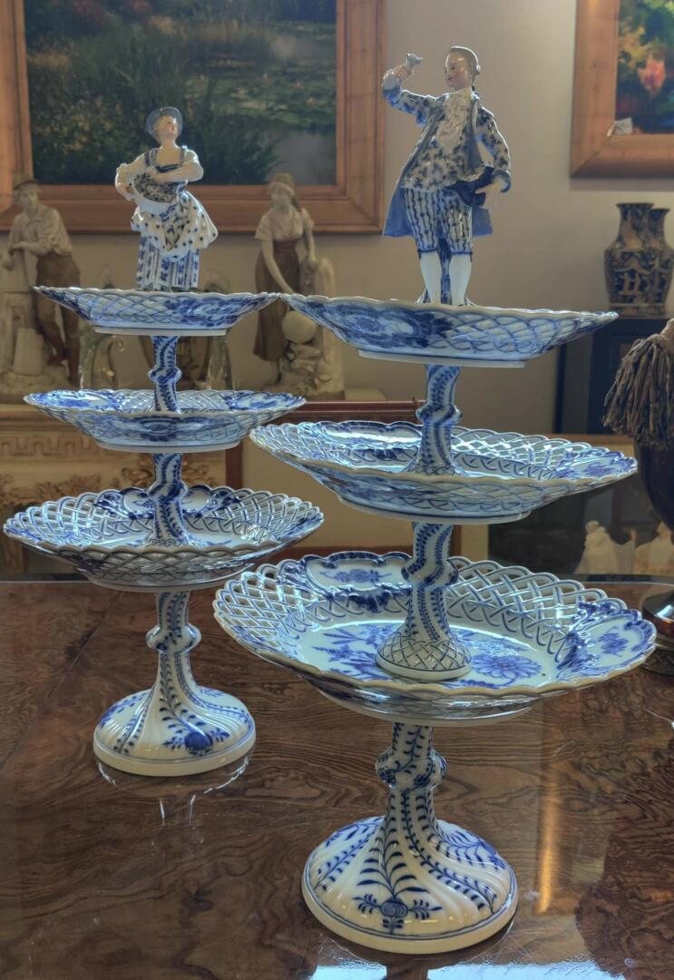 Pair of Antique Blue Onion 3-Tiered Tazza Table Centerpieces - 19th Century